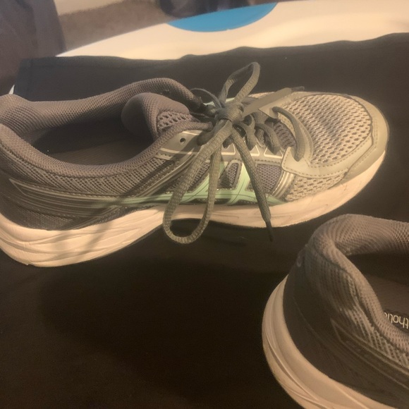 Asics Ortholite charcoal gray/ light grey and mint green. Women’s size 8 - Picture 4 of 5